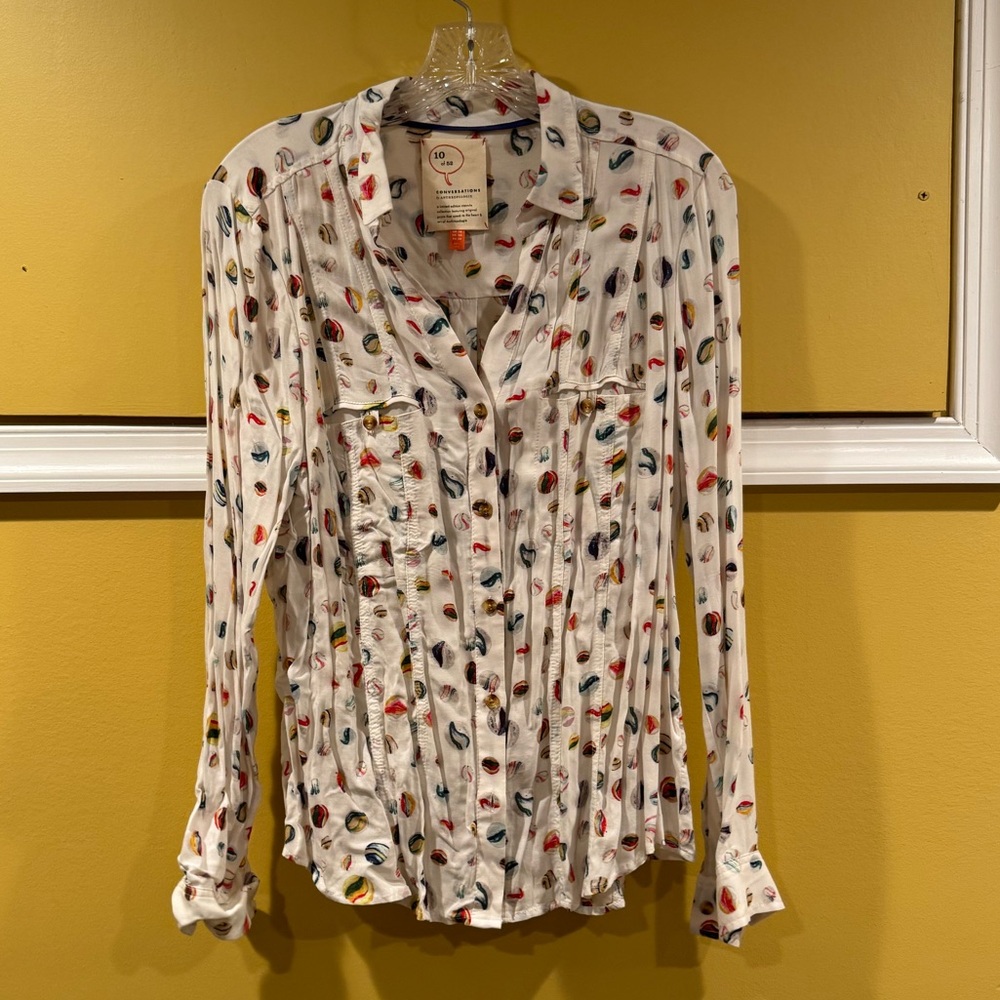 Anthropologie 10 of 52 Conversations Lost My Marbles white whimsical buttons